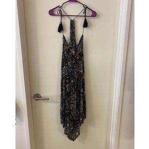 Size L Volcom asymmetrical geometric dress.